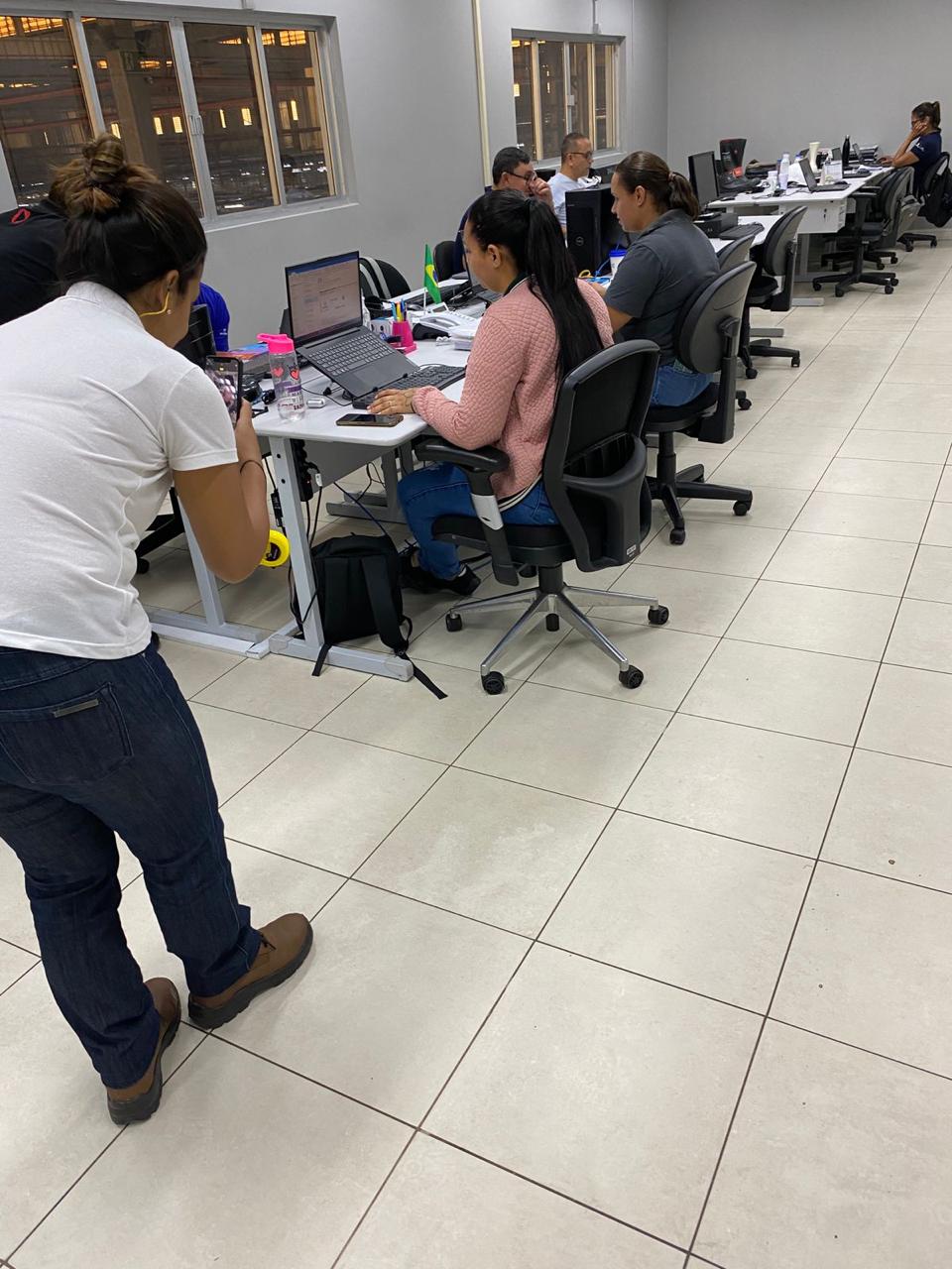 Avaliação ergonômica de um posto de trabalho em escritório